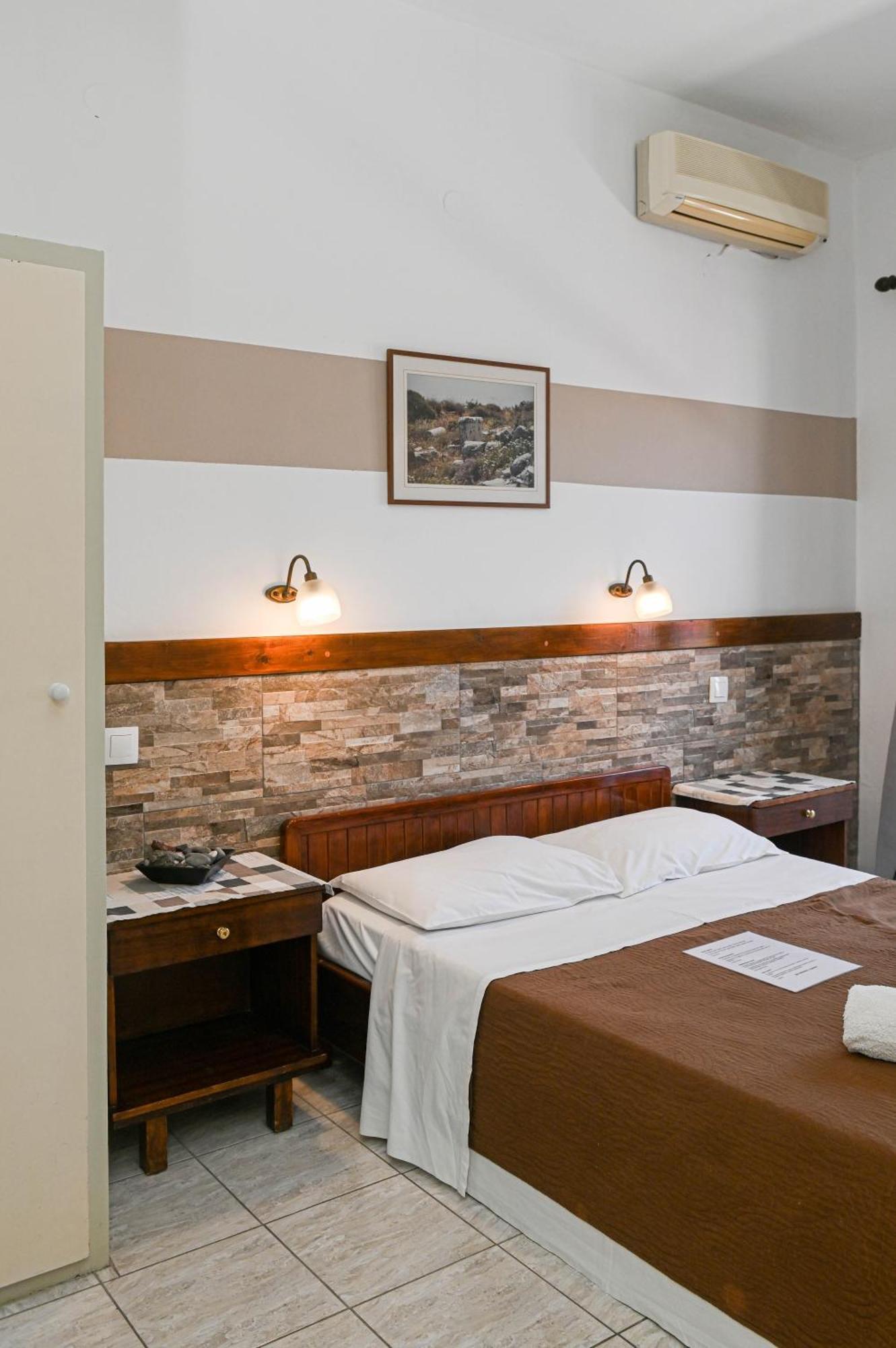 Narkissos Hotel Kamari  Bagian luar foto