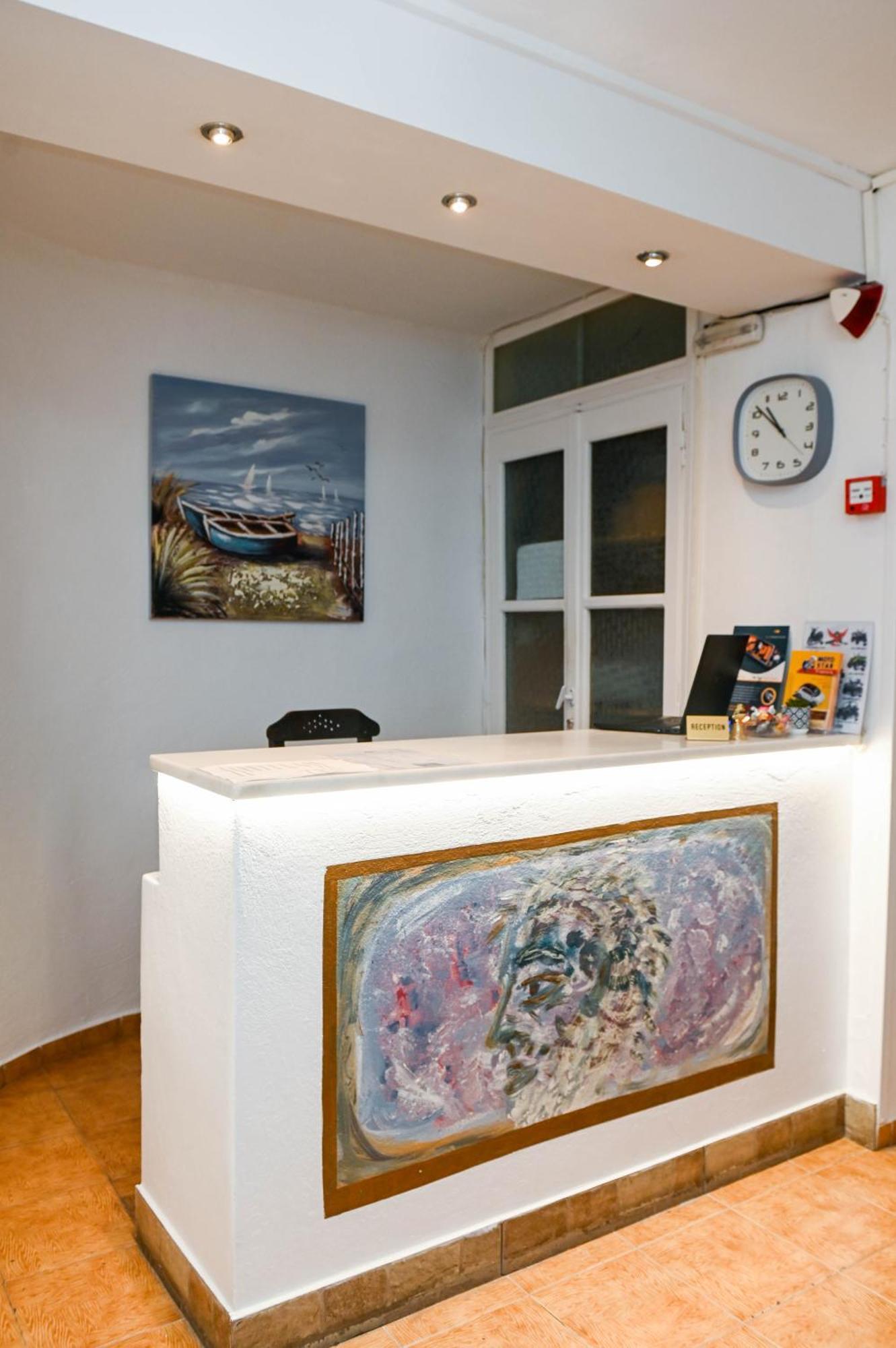 Narkissos Hotel Kamari  Bagian luar foto
