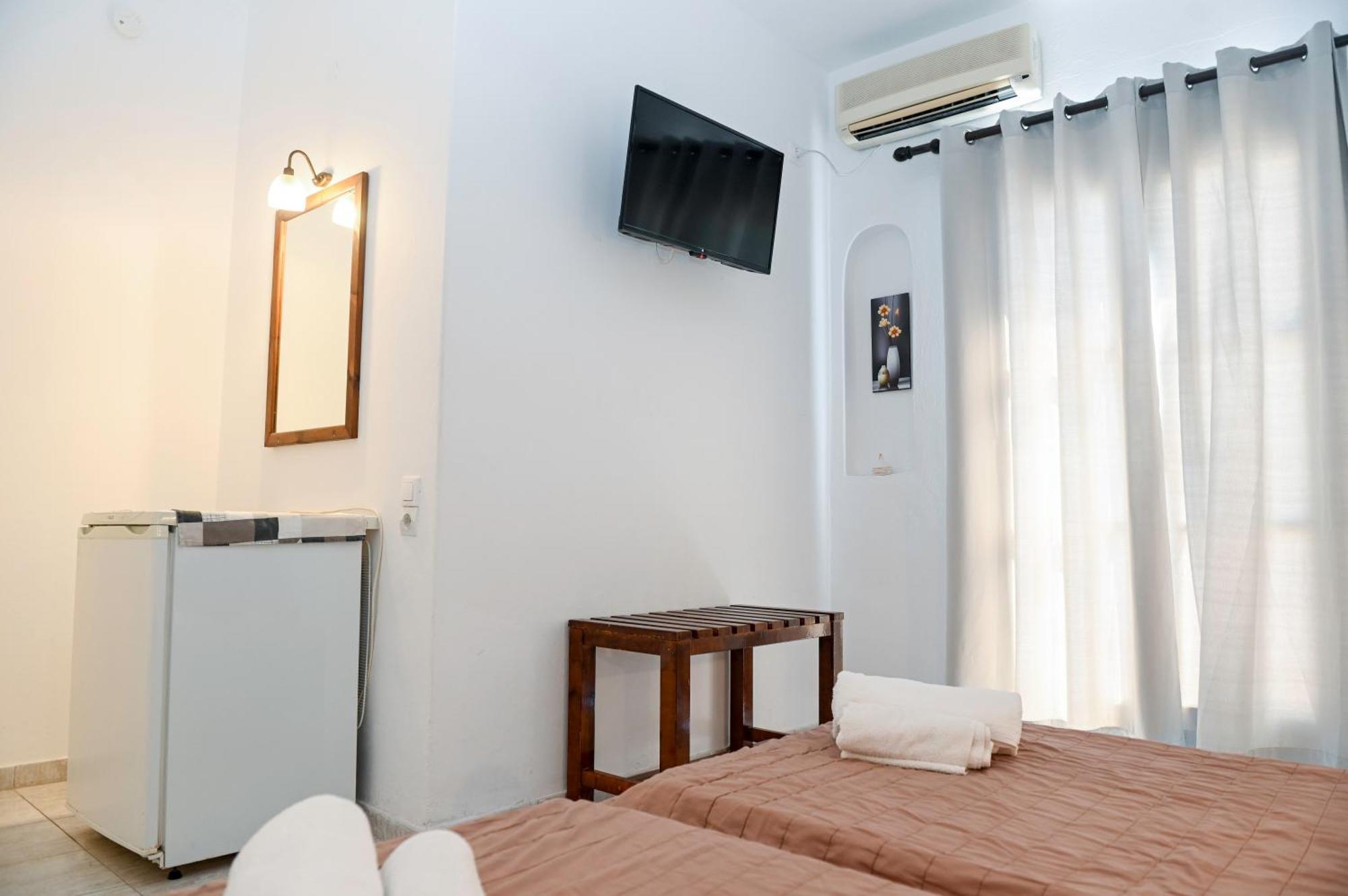 Narkissos Hotel Kamari  Bagian luar foto